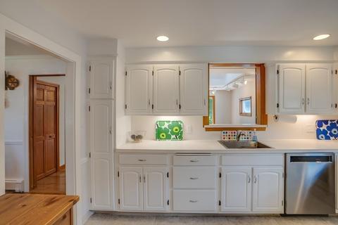 9 Smith Ave, Reading, MA 01867 photo 14