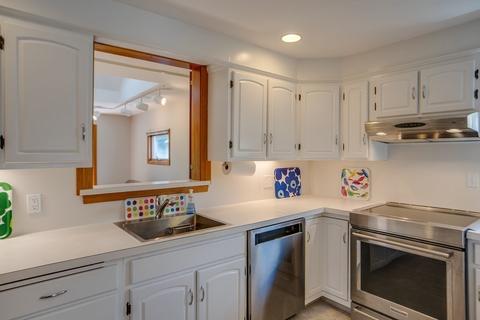 9 Smith Ave, Reading, MA 01867 photo 13