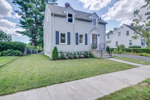 9 Smith Ave, Reading, MA 01867 photo 2