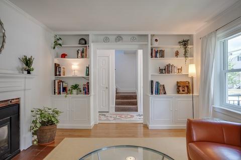 9 Smith Ave, Reading, MA 01867 photo 7