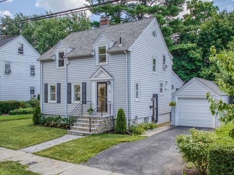 9 Smith Ave, Reading, MA 01867 photo 3