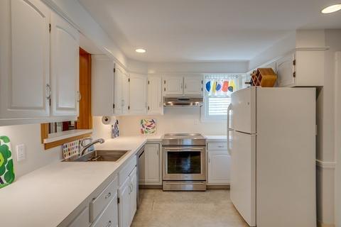9 Smith Ave, Reading, MA 01867 photo 12