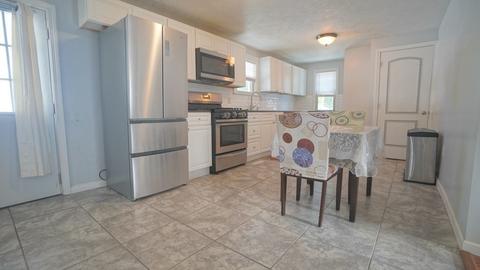 31 Middle St, Springfield, MA 01104 photo 10