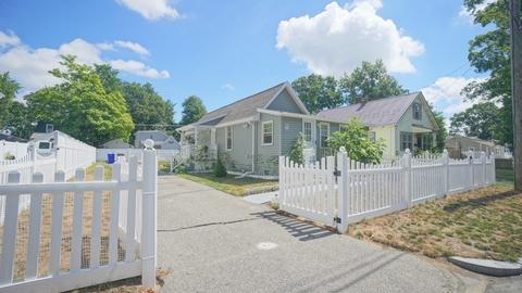 31 Middle St, Springfield, MA 01104 photo 2