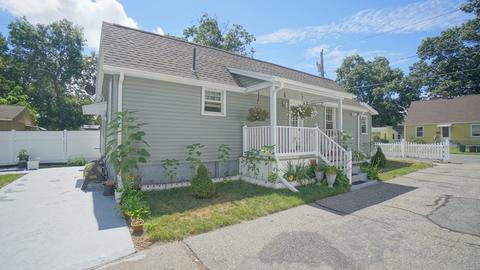 31 Middle St, Springfield, MA 01104 photo 4