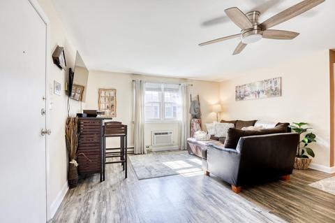 57 Sylvan St #3E, Danvers, MA 01923 photo 3