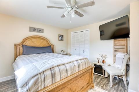 57 Sylvan St #3E, Danvers, MA 01923 photo 9