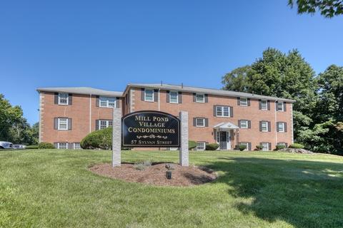 57 Sylvan St #3E, Danvers, MA 01923 photo 1