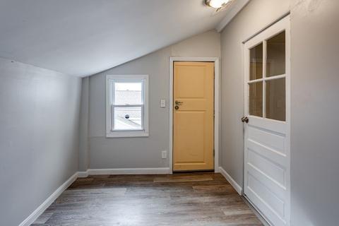 13 Bluff St, Worcester, MA 01610 photo 12
