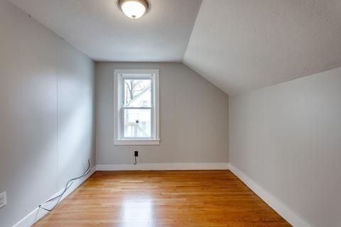13 Bluff St, Worcester, MA 01610 photo 16