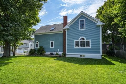 105 John St, Reading, MA 01867 photo 2