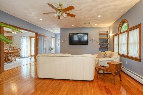 105 John St, Reading, MA 01867 photo 14