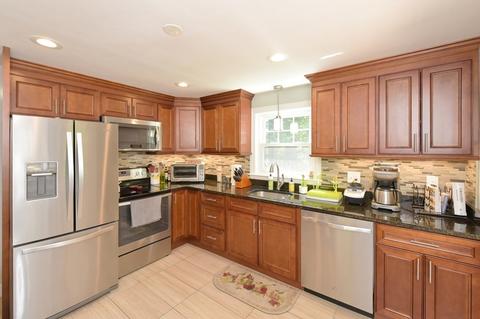 94 Ridge St, Millis, MA 02054 photo 2