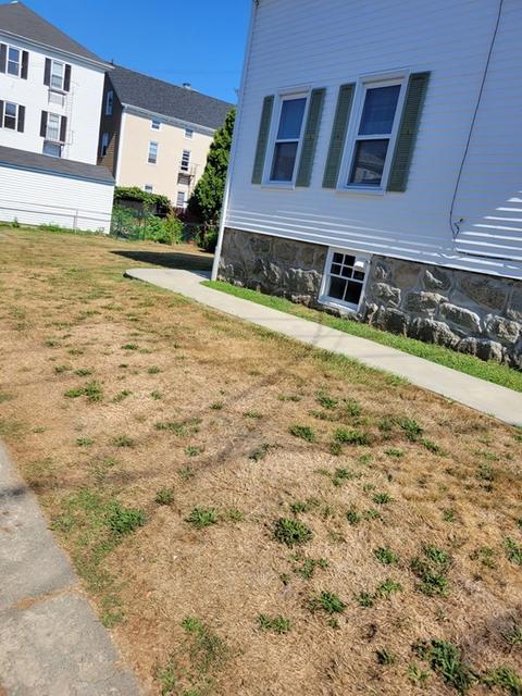 37 Wooley St, Fall River, MA 02721 photo 9