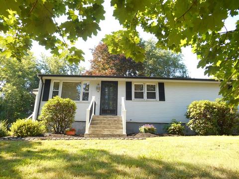 16 Roath St, Worcester, MA 01604 photo 2