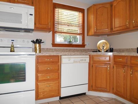 16 Roath St, Worcester, MA 01604 photo 7