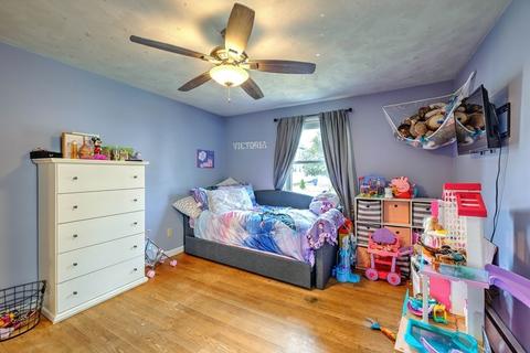 41 Shawmut St, Springfield, MA 01108 photo 21