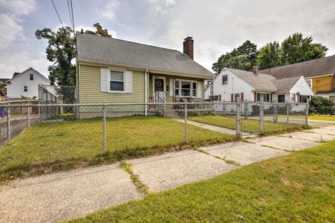 41 Shawmut St, Springfield, MA 01108 photo 4