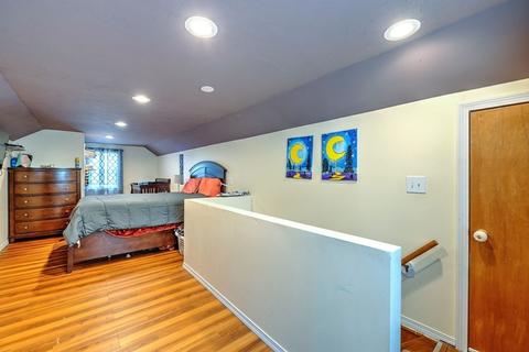 41 Shawmut St, Springfield, MA 01108 photo 27