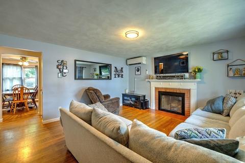 41 Shawmut St, Springfield, MA 01108 photo 13