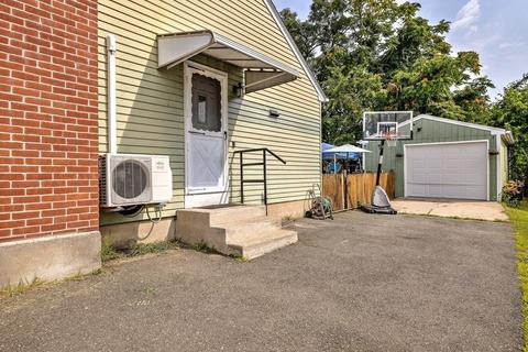 41 Shawmut St, Springfield, MA 01108 photo 6