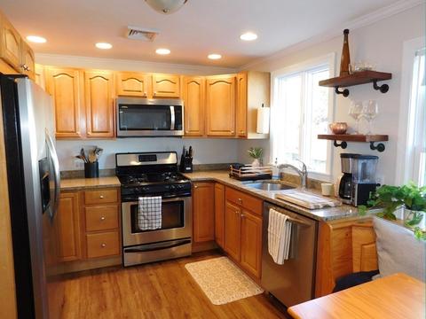 75 Green St #3, Reading, MA 01867 photo 5