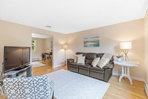 23 Grandview Rd, Reading, MA 01867 photo 2