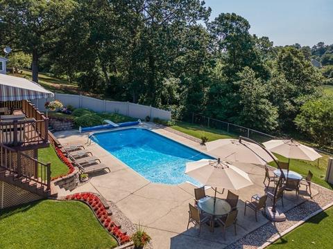 97 Garvey Dr, Springfield, MA 01109 photo 34