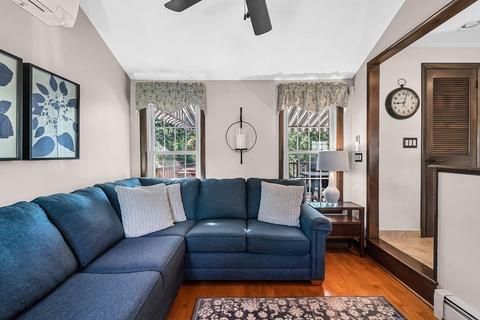 97 Garvey Dr, Springfield, MA 01109 photo 13