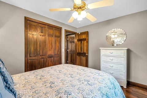 97 Garvey Dr, Springfield, MA 01109 photo 18