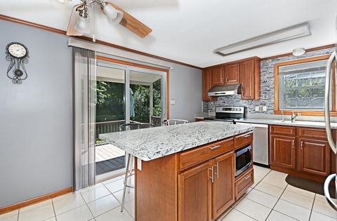 75 Wedgewood Rd, Worcester, MA 01602 photo 7