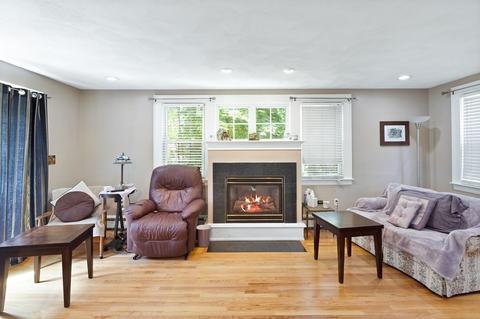 340 Lowell St, Reading, MA 01867 photo 12