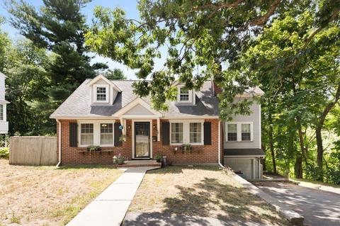 340 Lowell St, Reading, MA 01867 photo 1