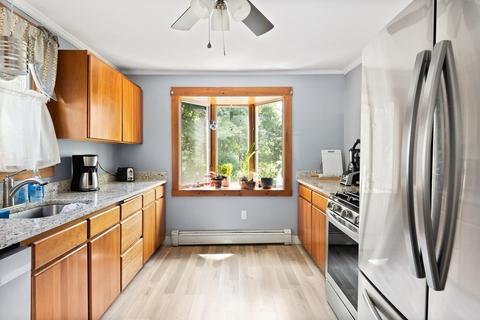 340 Lowell St, Reading, MA 01867 photo 8