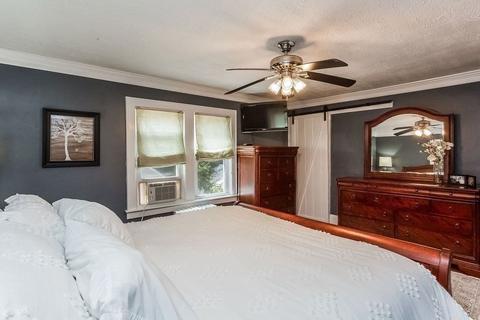 124 Gillette Ave, Springfield, MA 01118 photo 21