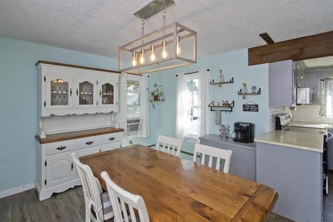 246 Connecticut Ave, Springfield, MA 01104 photo 16