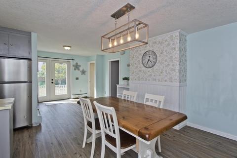 246 Connecticut Ave, Springfield, MA 01104 photo 11