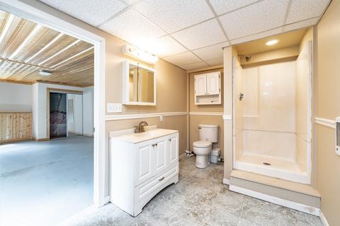 23 Victoria Dr, Webster, MA 01570 photo 23