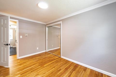 23 Victoria Dr, Webster, MA 01570 photo 13