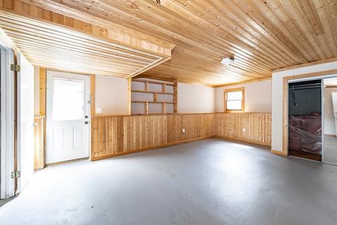 23 Victoria Dr, Webster, MA 01570 photo 20