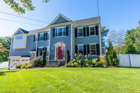 1376 Great Plain Ave, Needham, MA 02492 photo 2