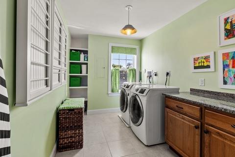 1376 Great Plain Ave, Needham, MA 02492 photo 22