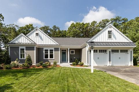 13 Tudor Ter, Mashpee, MA 02649 photo 1