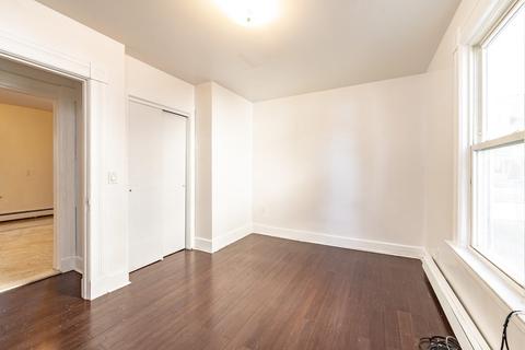 415 Front St, Chicopee, MA 01013 photo 15