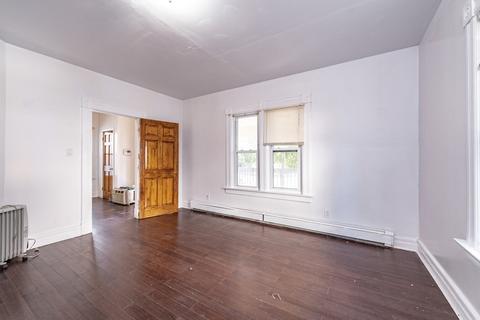 415 Front St, Chicopee, MA 01013 photo 11