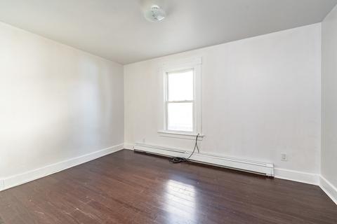 415 Front St, Chicopee, MA 01013 photo 13