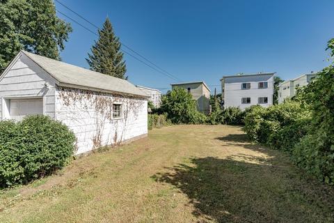 415 Front St, Chicopee, MA 01013 photo 36