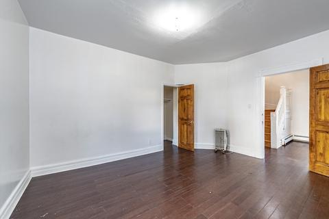 415 Front St, Chicopee, MA 01013 photo 12