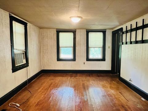 90 Wareham St, Middleboro, MA 02346 photo 10