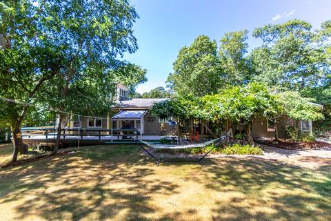 305 County Rd, Bourne, MA 02532 photo 2